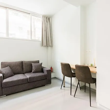 Snug Studio Apartment With Shared Garden II Athens Exterior photo