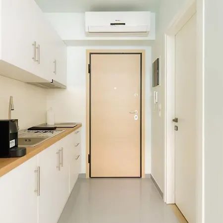 Snug Studio Apartment With Shared Garden II Athens Exterior photo